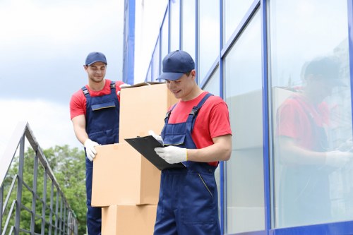 Secure Pentonville storage options for moving and decluttering
