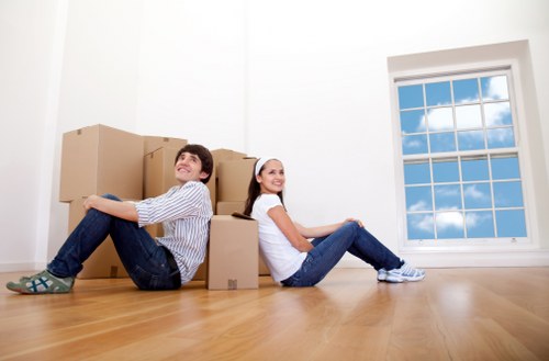 Professional moving truck service in Pentonville