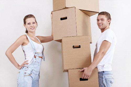 Commercial packing and relocation services in Pentonville